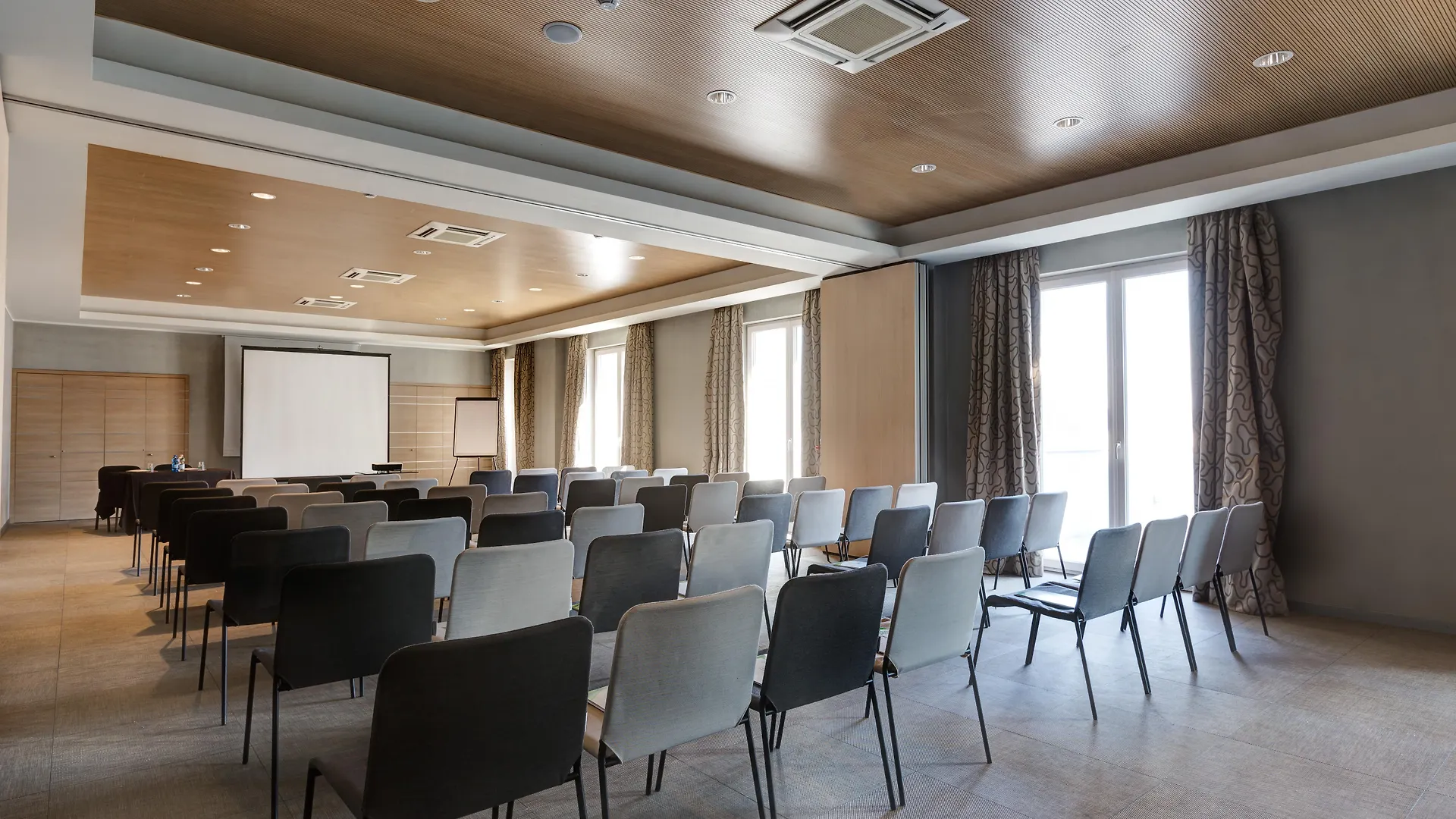 Klima Hotel Milano Fiere Milaan