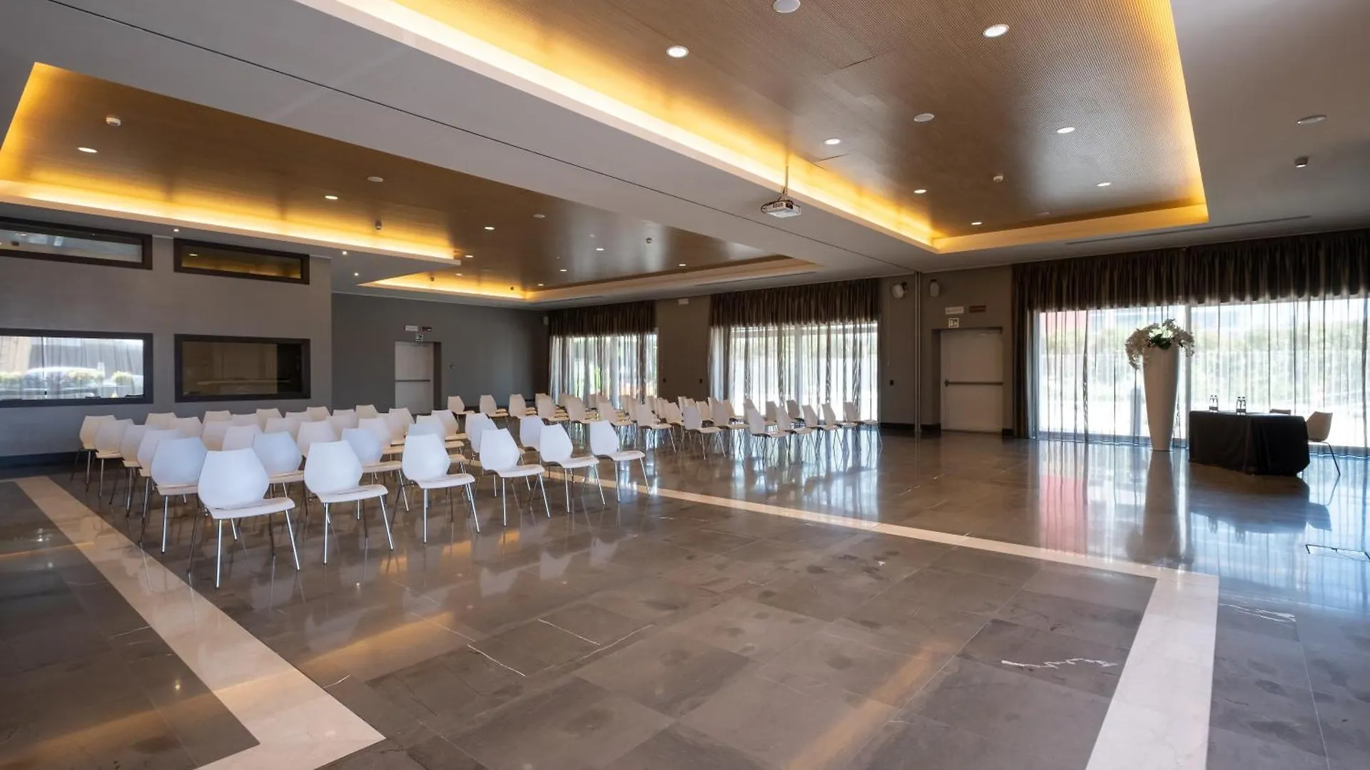 Klima Hotel Milano Fiere 4*, Milaan