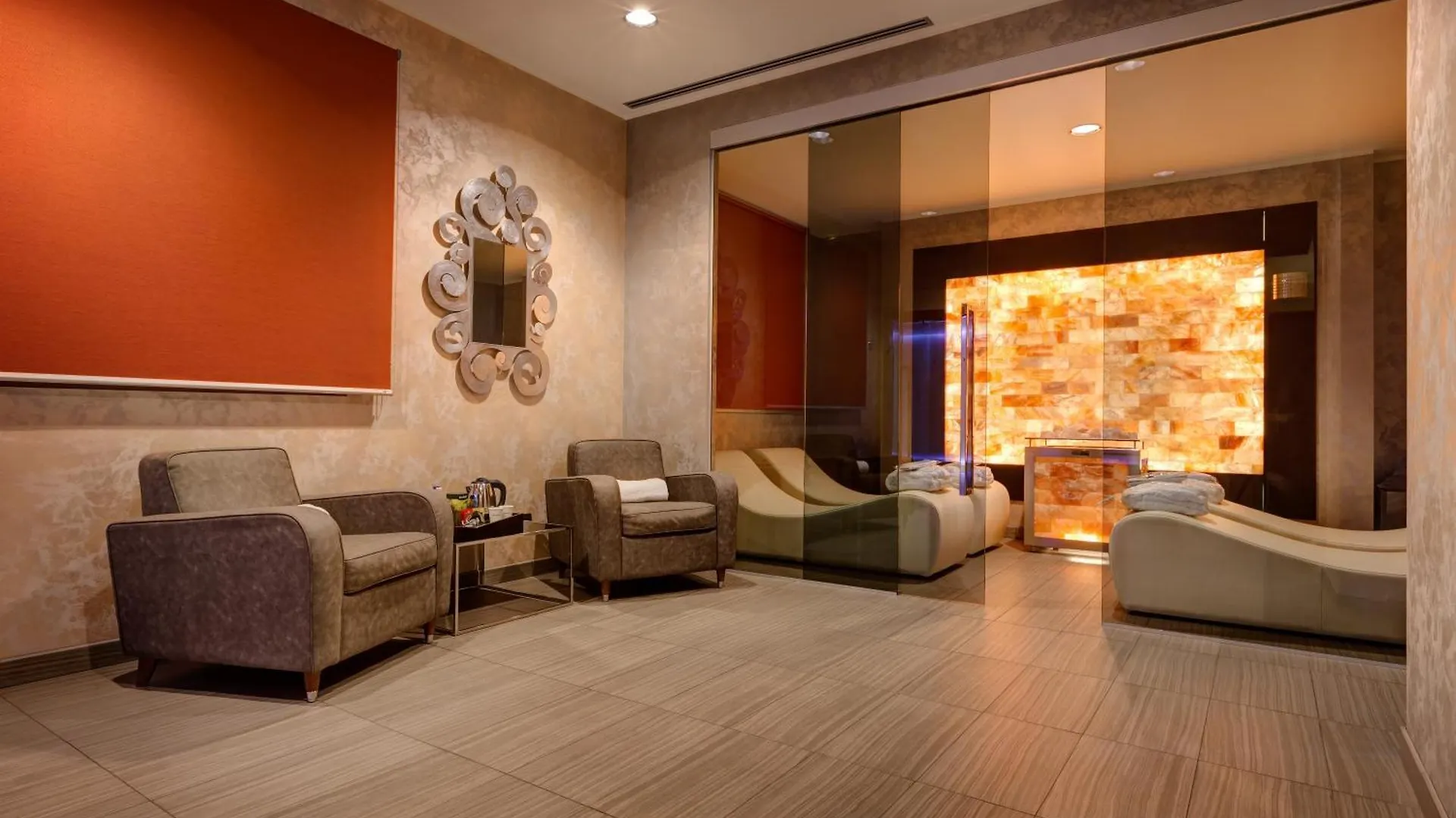 Klima Hotel Milano Fiere 4*,
